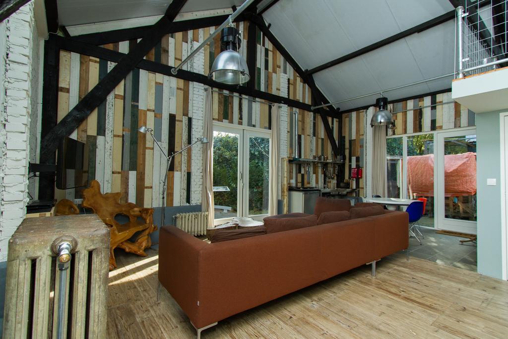 Paardenstal, Private House With Wifi And Free Parking For 1 Car Weesp Exterior foto